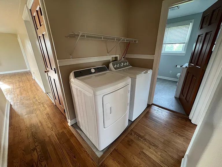 1092 Paper Mill Rd — Photo 12