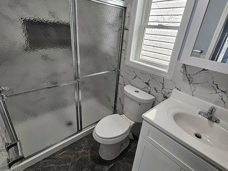 101 N 3rd St #2 — Photo 12