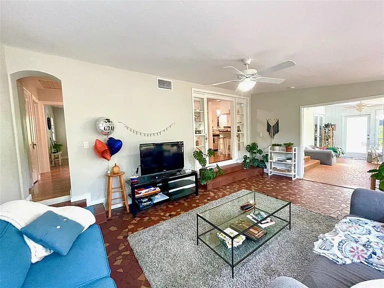 1723 NW 7th Ave — Photo 26