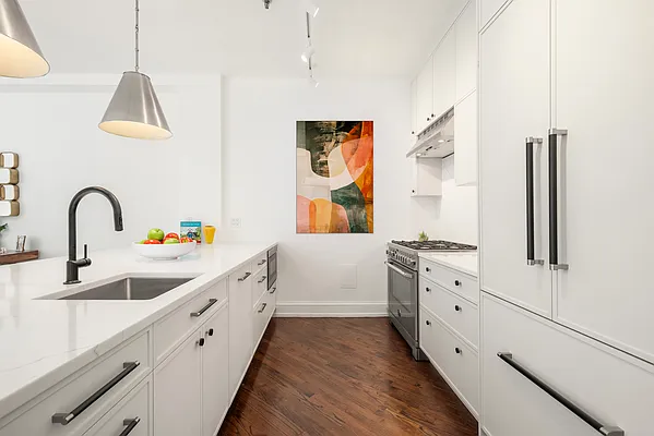 Sold by Compass | media 5