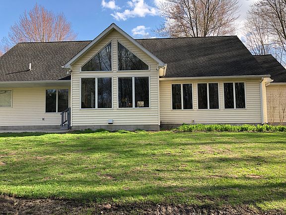 4th image of 10850 Arrowhead Dr