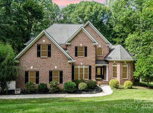 112 Eagle Chase Ln, Troutman, NC 28166