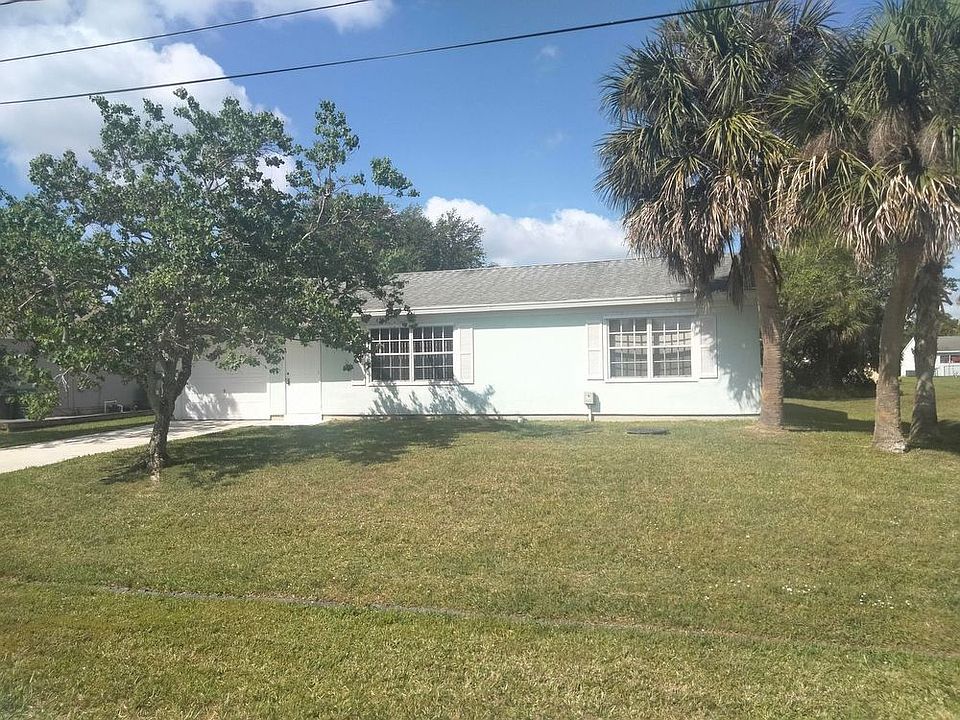 1st image of 2250 SE Friendship St