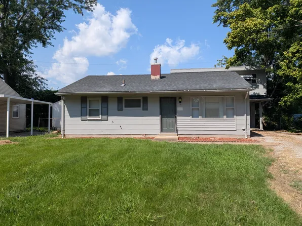 3801 N Park Dr, Belleville, IL 62226