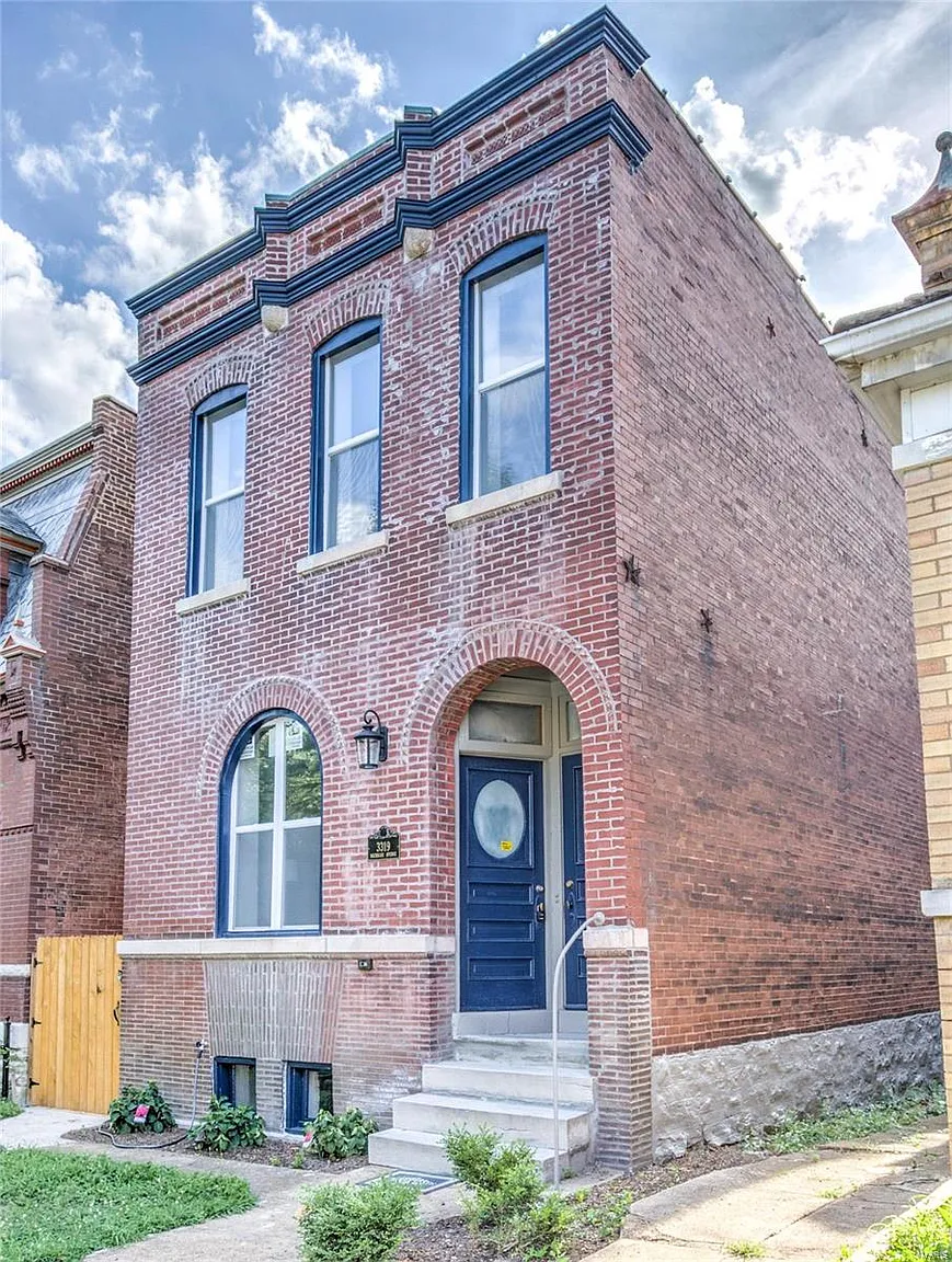 3319 Michigan Ave photo 1