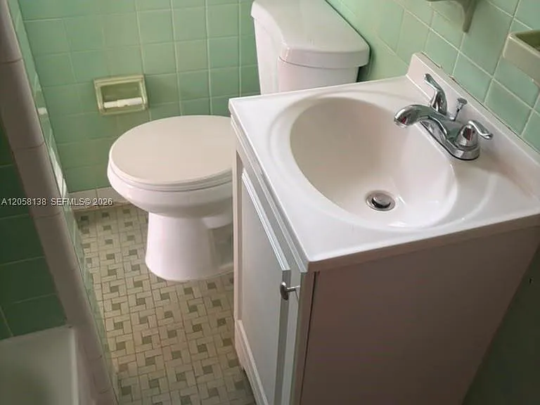7921 West Dr #7 — Photo 8