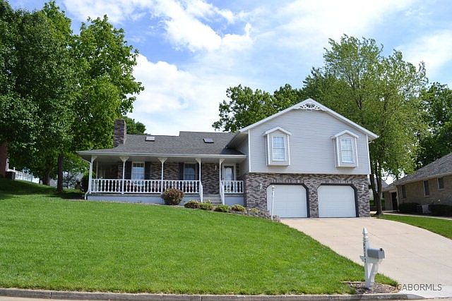 4717 Woods Xing, Jefferson City, MO 65109 | Zillow
