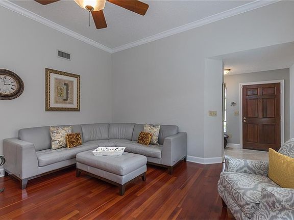 4th image of 8731 Osage Dr