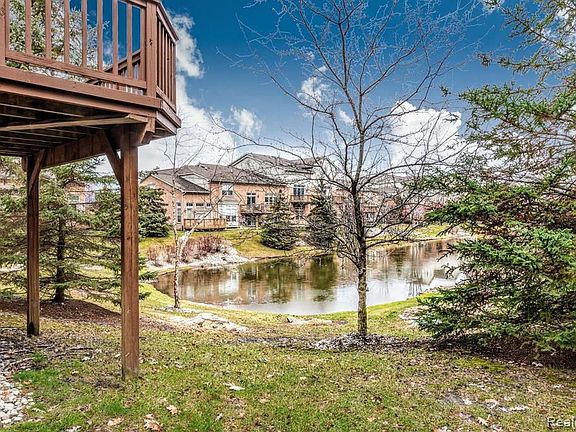 4th image of 37602 Newburgh Park Cir