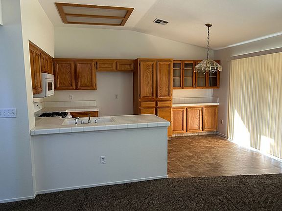 3rd image of 5345 W Sunnyside Ct