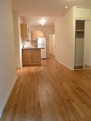 Rented by Chartwell Manhattan Realty | media 25