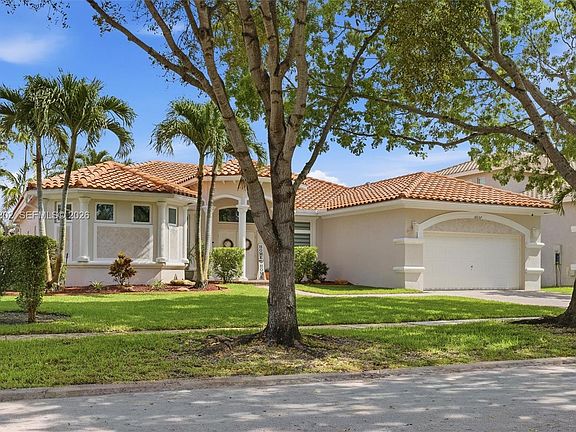 3rd image of 16557 NW 15th St