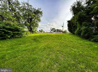 412 N White Horse Pike, Somerdale, NJ