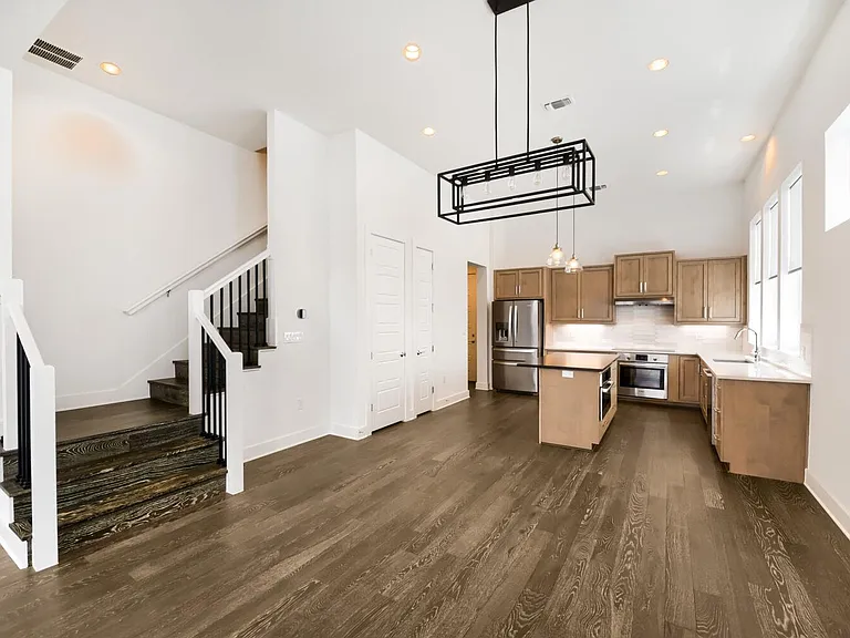 4405 Night Owl Ln — Photo 8