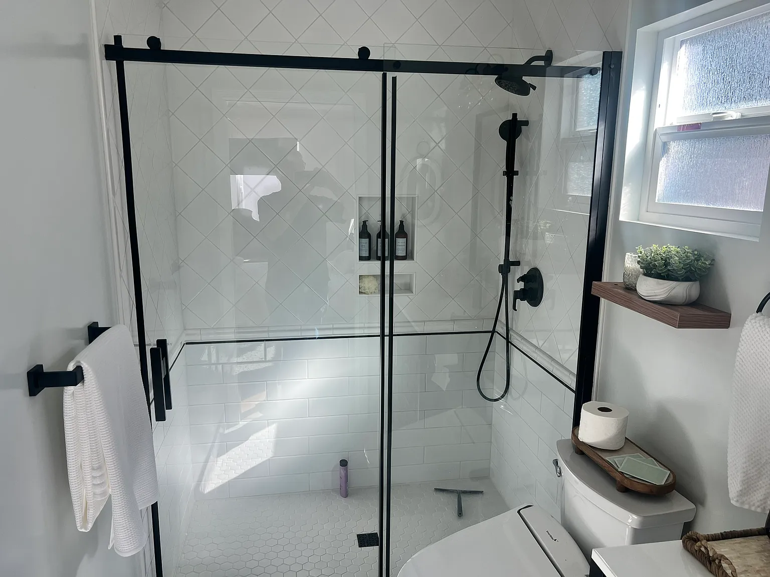 2 bed, 850 sqft, $1,950 — Photo 3