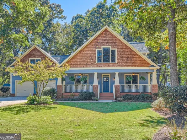 2777 Eastwood Dr, Decatur, GA 30032