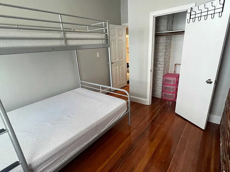 182 Cottage St #202 — Photo 6