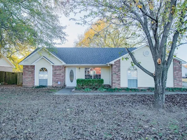 171 Azalea Dr, Greenwood, AR 72936