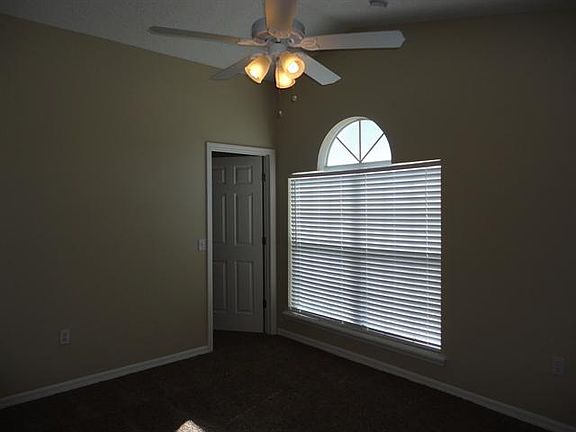 5th image of 2807 Sherbrook Ct