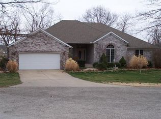 2919 N Crestwood Ct, Joplin, MO 64801