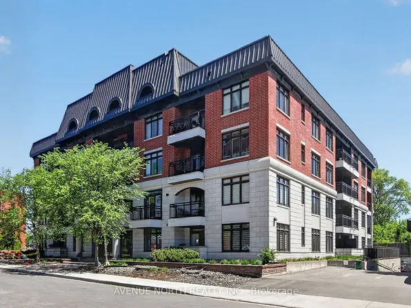 323 Winona Ave #402, Ottawa, ON K1Z 5H3
