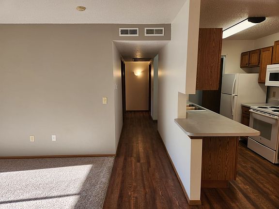 4th image of 6500 W 43rd St APT 7