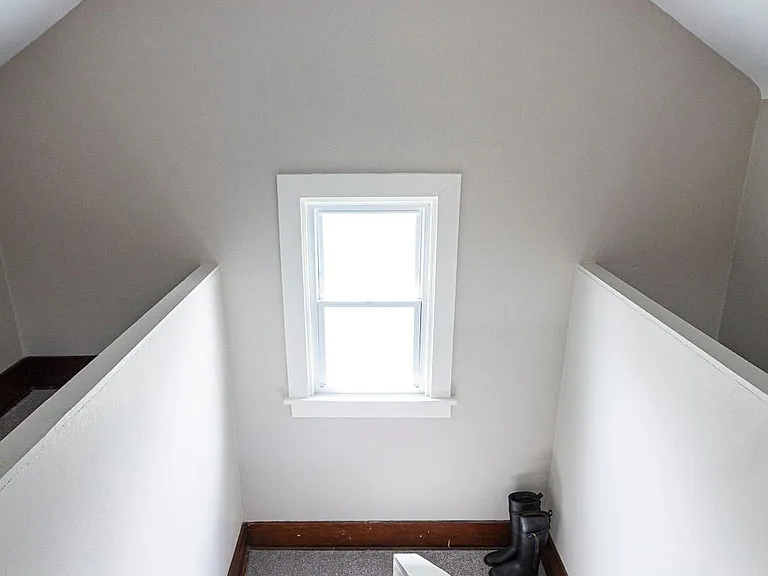 216 Edward Ave — Photo 15