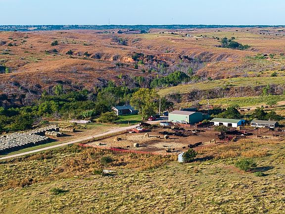 2nd image of TRACT 6 E County Road 385