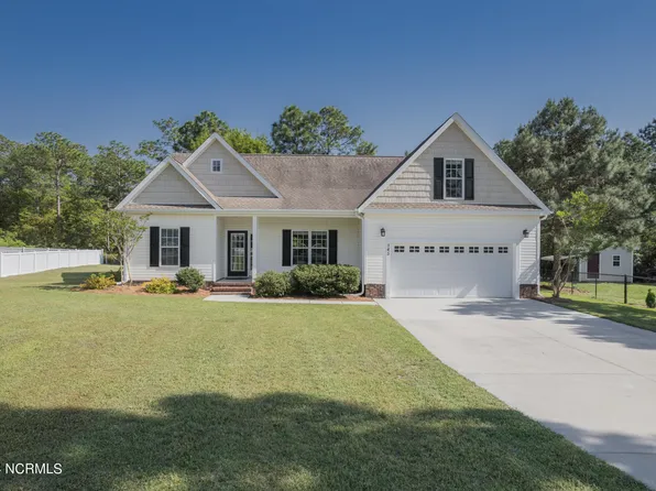 145 Bobwhite Circle, Cape Carteret, NC 28584