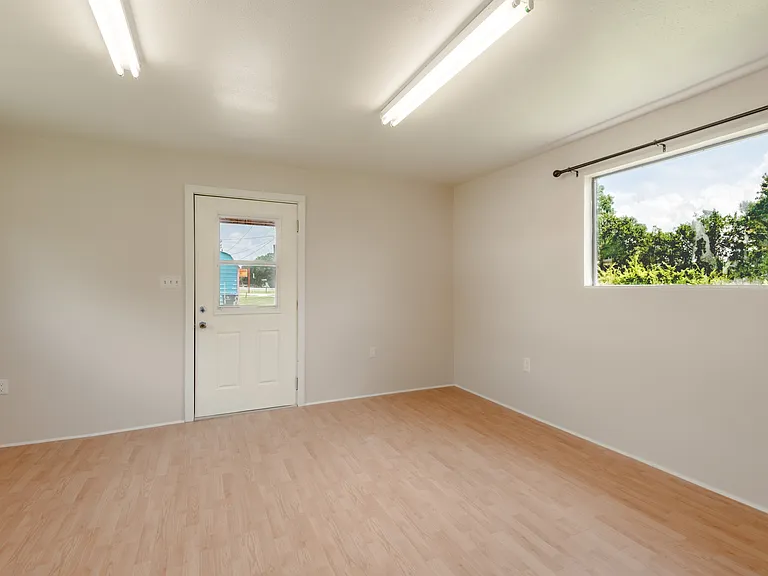 2094 S Robb St — Photo 8