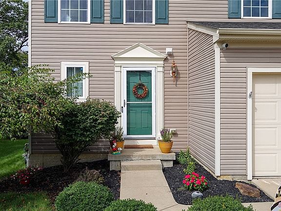 2nd image of 8794 Kelly Ln