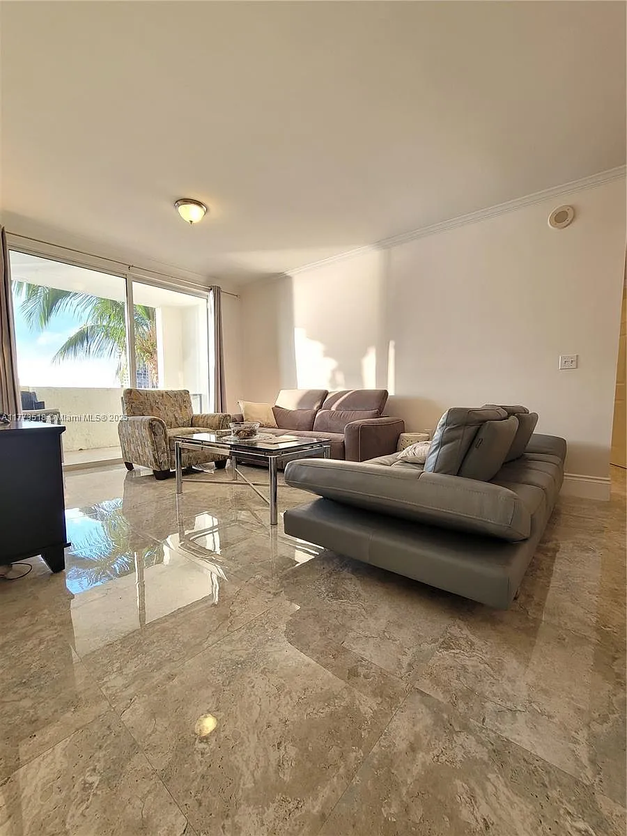 Photo 2 of 19 - 17100 N Bay Rd #1307 - Sunny Isles Beach, FL Building Photo - 17100 N Bay Rd #1307