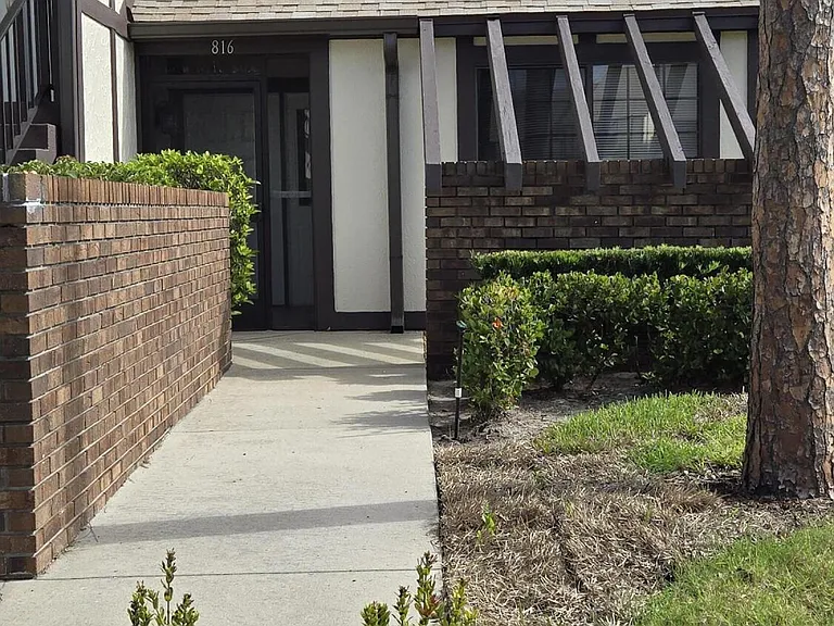 816 Greenwood Manor Cir #10 — Photo 7
