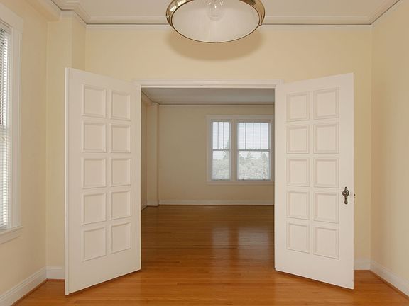 5th image of 360 Forest Ave APT 503