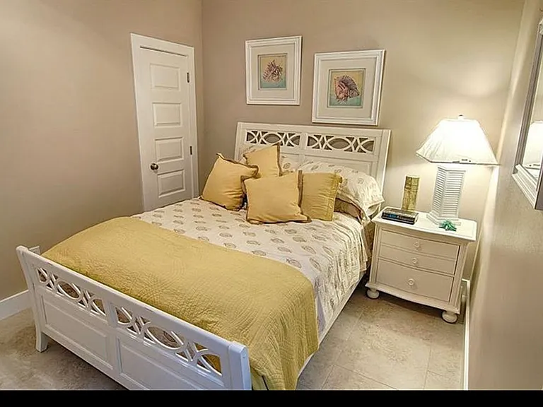 23 Mirage Way — Photo 15