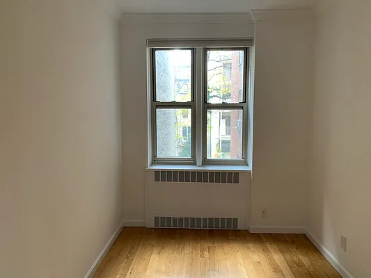 Rented by Stonehenge NYC LLC | media 7