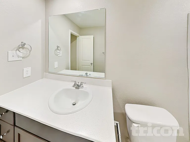 3103 Helix Bay Dr — Photo 8