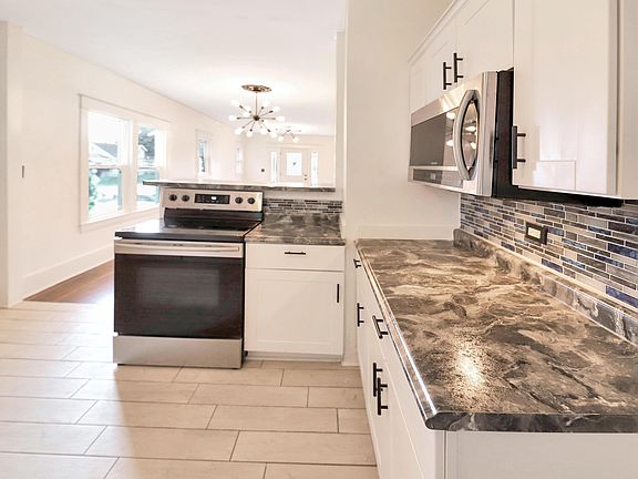 2nd image of 307 N 41st St