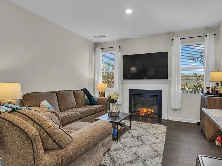 62 Chastain Cir — Photo 10