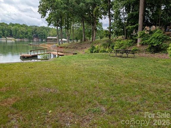4th image of 197 Dogwood Dr
