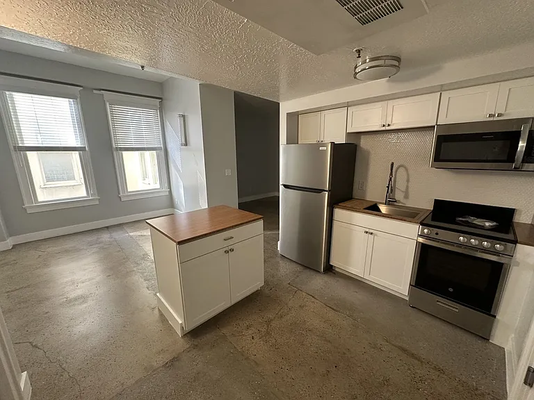 New Grand Apartments — Photo 75