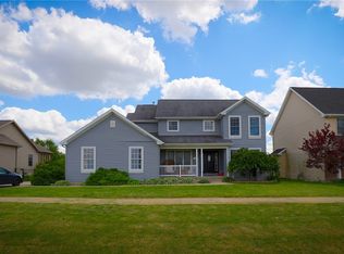 931 W Forsyth Rd, Forsyth, IL 62535