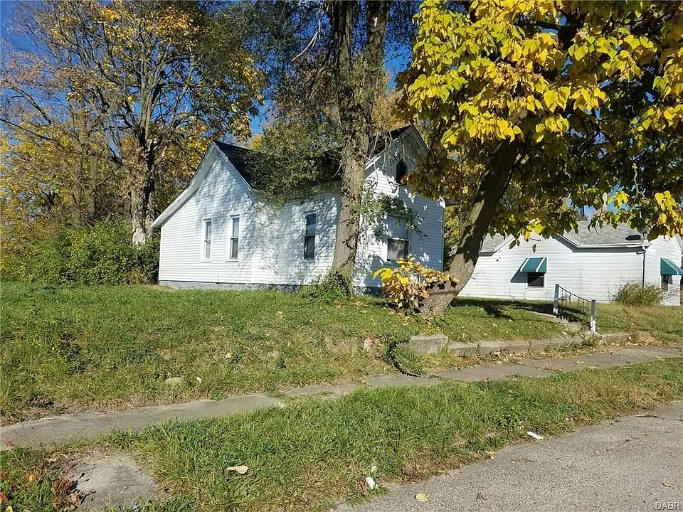 2nd image of 2029 Howell Ave