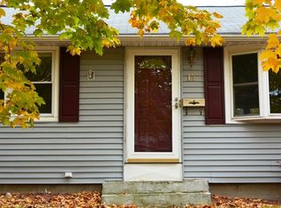 17 Conlin Dr, Enfield, CT 06082