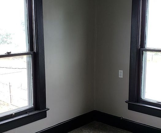 4th image of 617-619 S 13th St #617