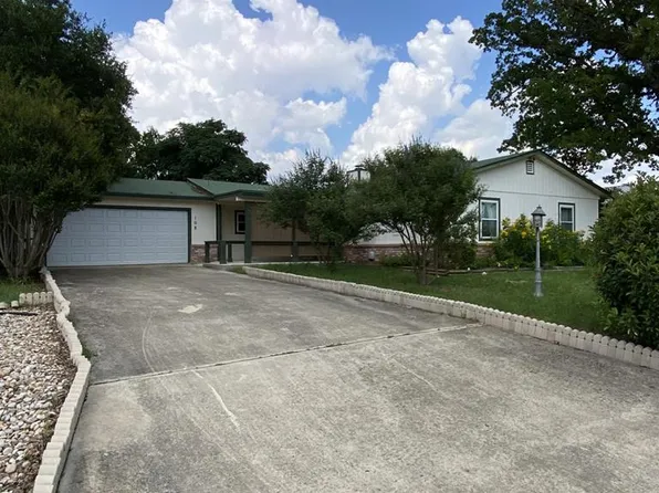 108 Dover Dr, Kerrville, TX 78028