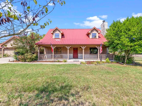 357 Swannerland Dr, Scroggins, TX 75480