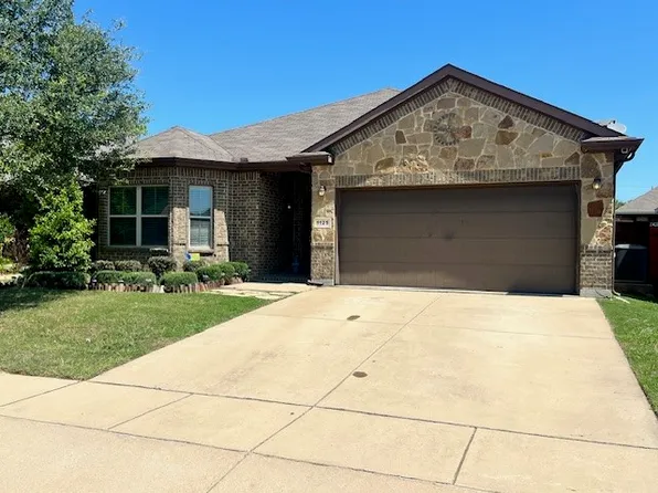 1125 Doe Meadow Dr, Fort Worth, TX 76112