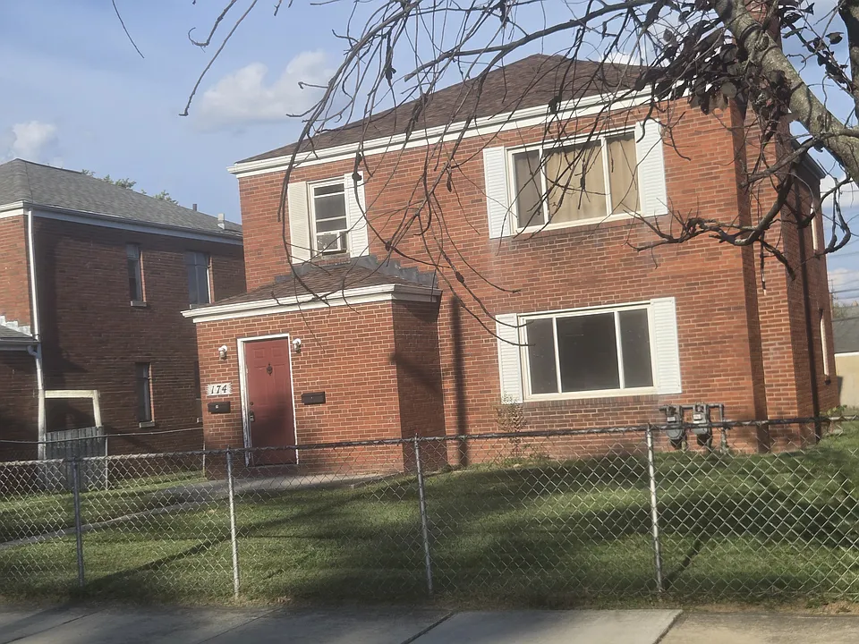 174 S Powell Ave
