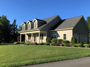 18 Charisma Dr, Pittsfield, MA 01201